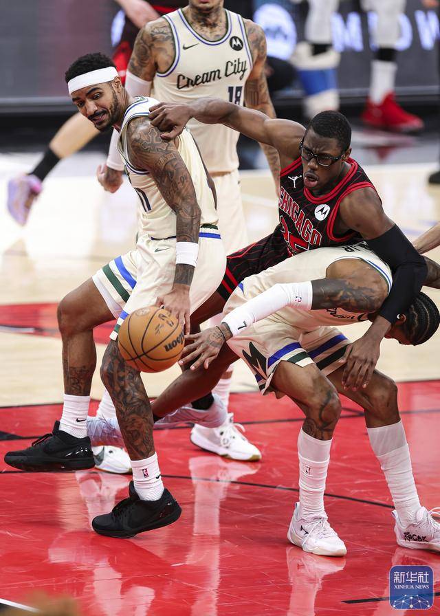 九游娱乐-赛地聚焦：NBA常规赛冲刺阶段热度飙升，密尔沃基雄鹿刷新队史纪录，压力陡增，轮换策略成焦点的简单介绍